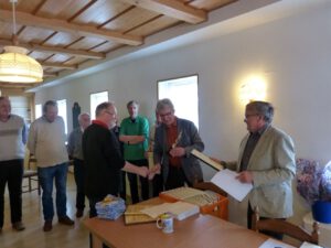Siegerehrung Schnellschach mit dem Erstplatzierten
